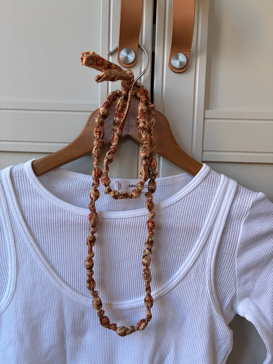 Collar Mares Crema