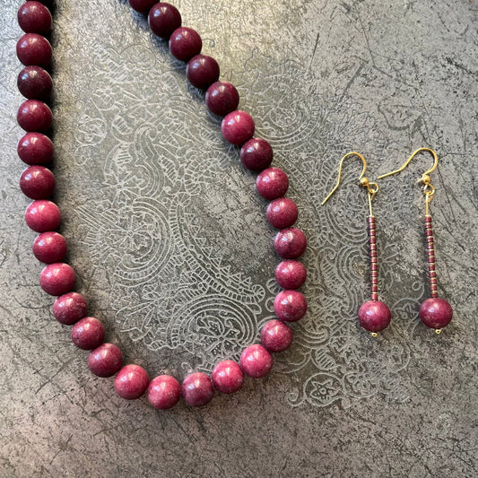 Dúo Prades-Vita Burdeos - collar y pendientes de jade burdeos
