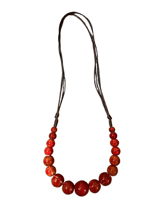 Collar cuentas bermejo